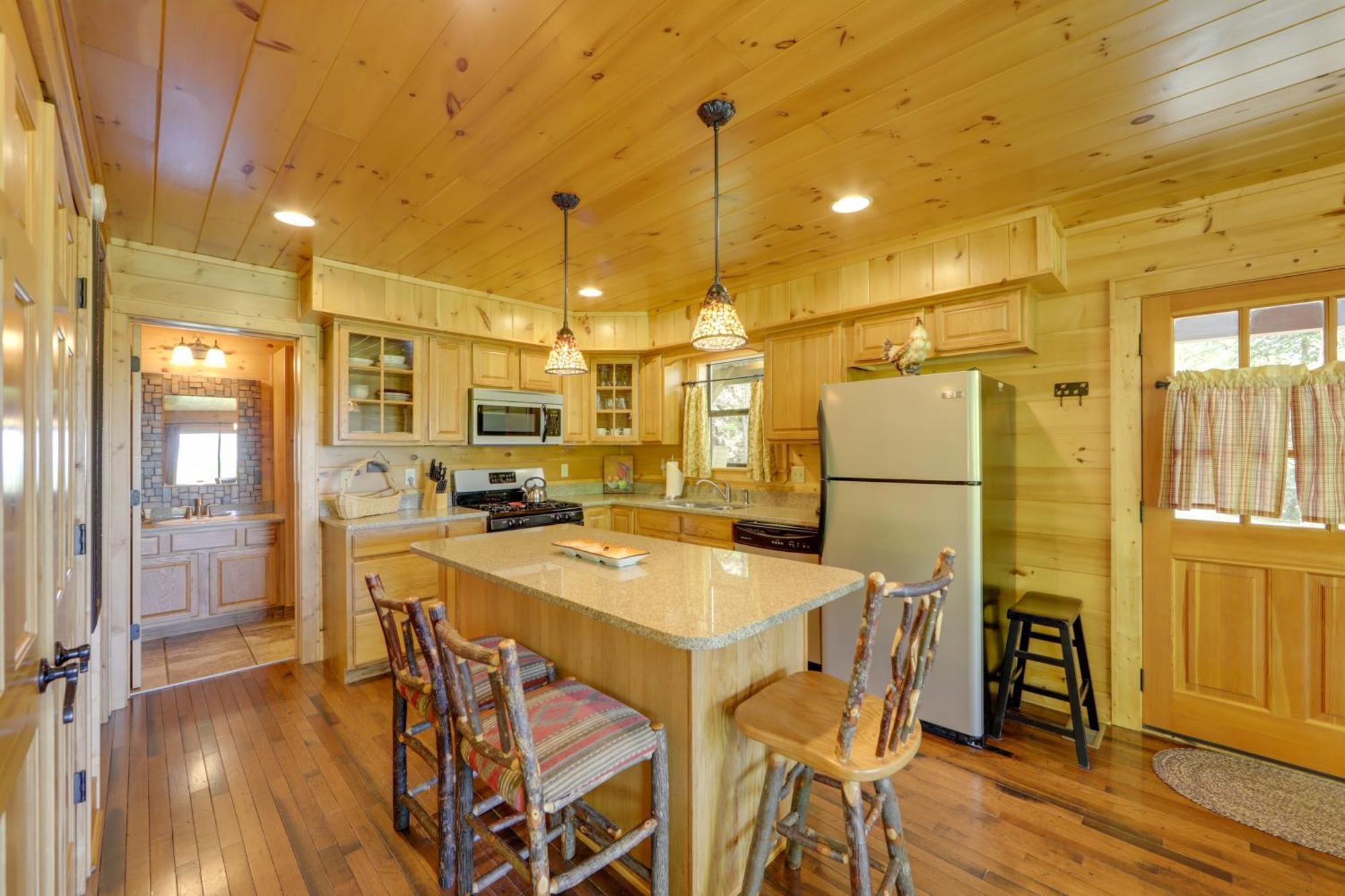 Bryson City Cabin With Hot Tub And Mountain Views! Exteriör bild